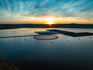 Atardecer en el embalse de Sierra Brava, Extremadura, captado con dron por Alvarado Producciones